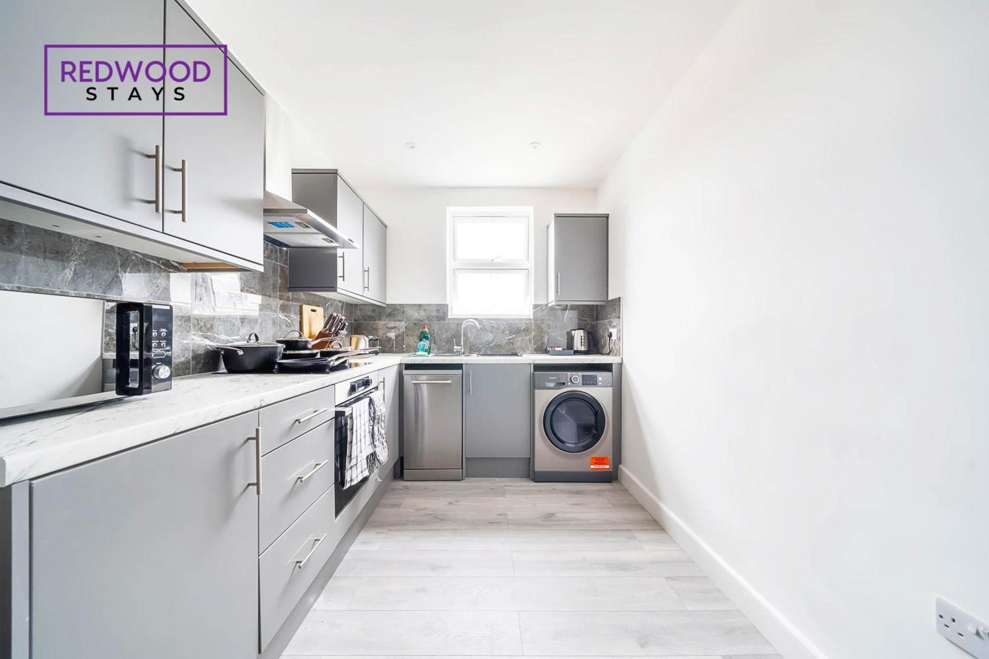 Brand New, 2 Bed 1 Bath, Modern Town Center Apartment, Free Wifi & Netflix By Redwood Stays Aldershot Luaran gambar