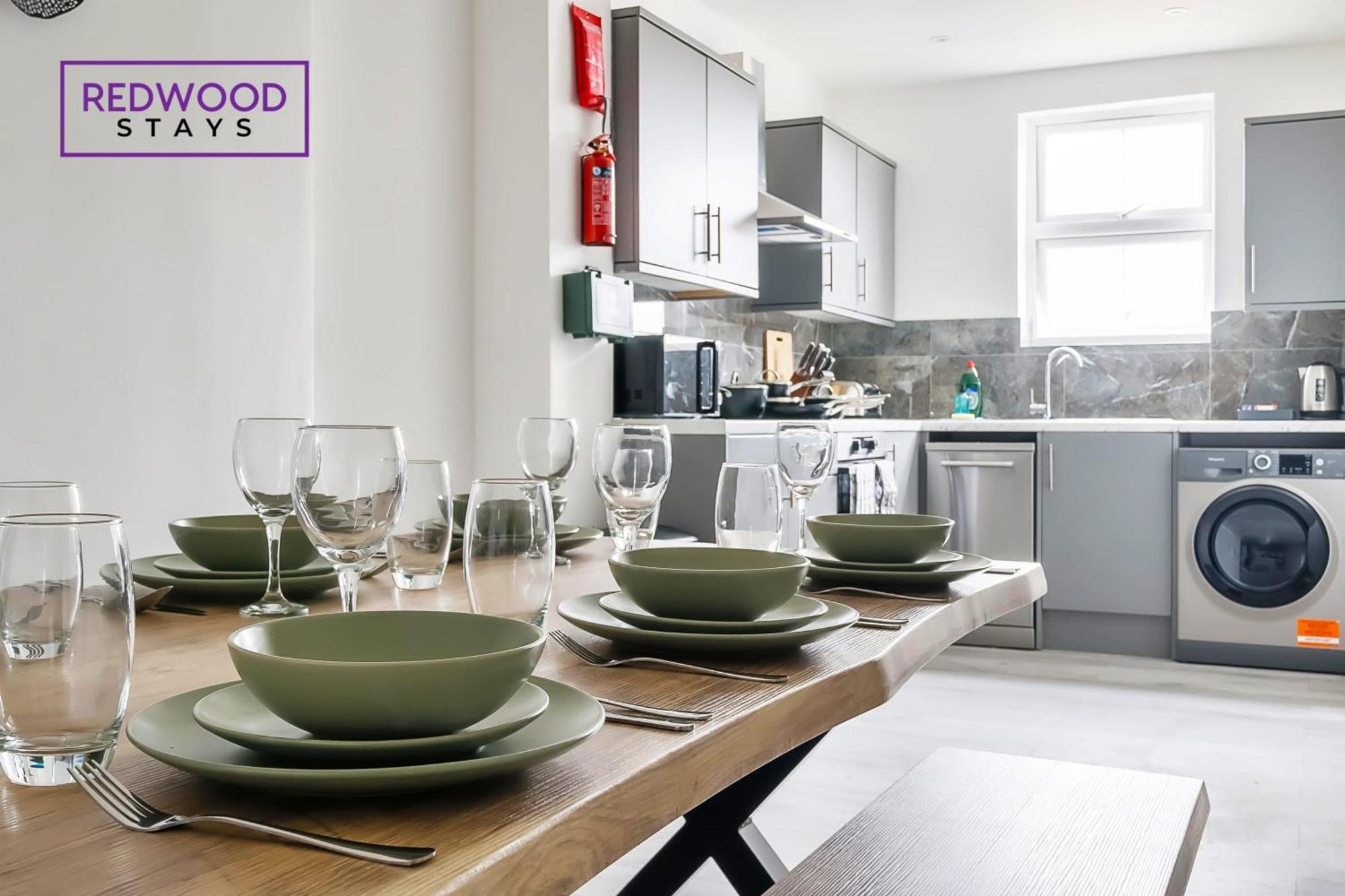 Brand New, 2 Bed 1 Bath, Modern Town Center Apartment, Free Wifi & Netflix By Redwood Stays Aldershot Luaran gambar