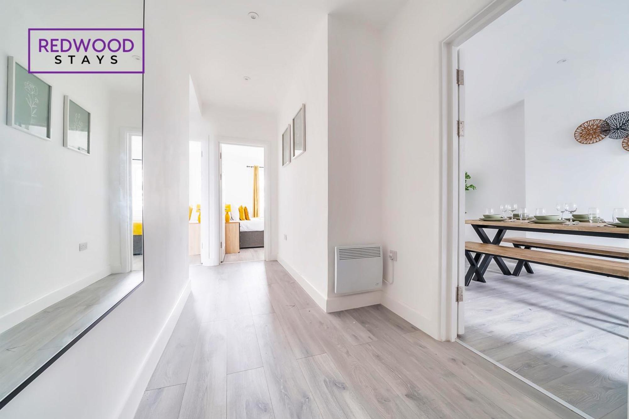 Brand New, 2 Bed 1 Bath, Modern Town Center Apartment, Free Wifi & Netflix By Redwood Stays Aldershot Luaran gambar